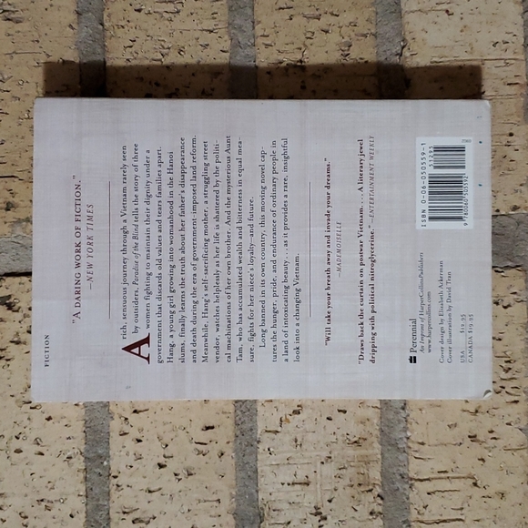 Paradise of the Blind by Duong Thu Huong - Picture 2 of 2